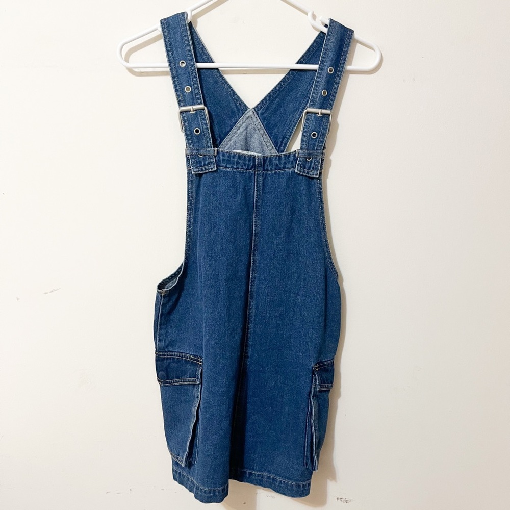 Forever 21 blue denim overall dress (size small)